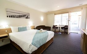 Hospitality Esperance Surestay Collection By Best Western (Adults Only)